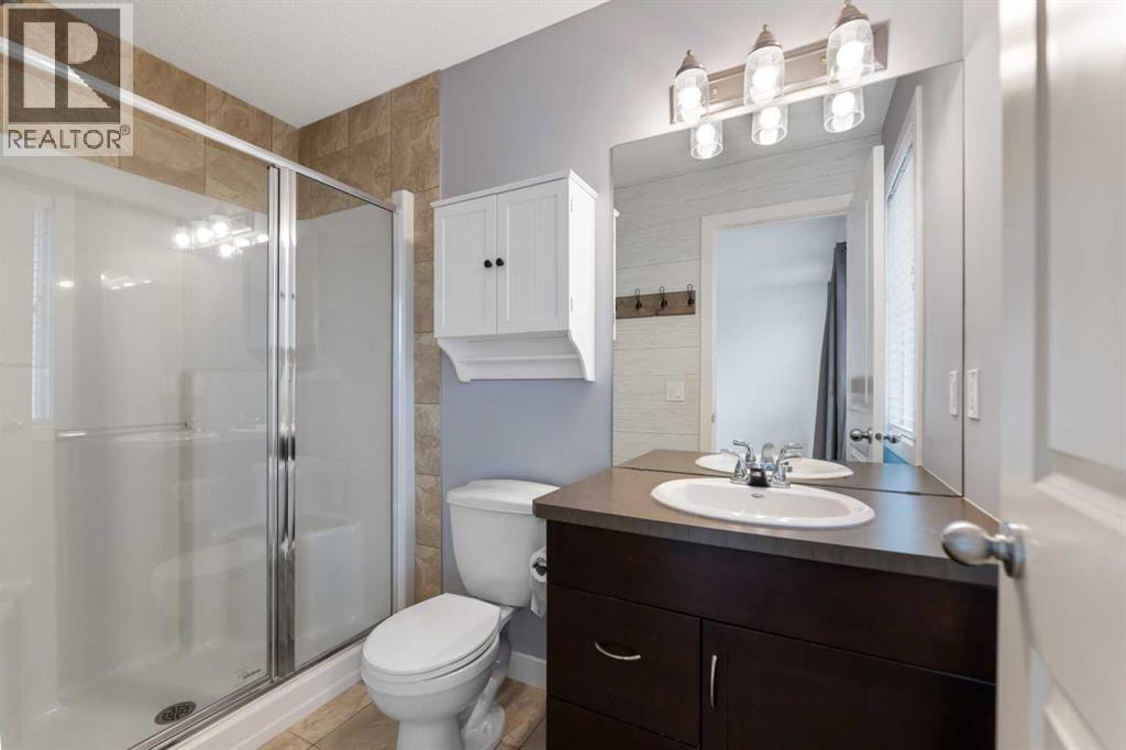 120 West Creek Green, Chestermere, Alberta  T1X 0B4 - Photo 25 - A2243970