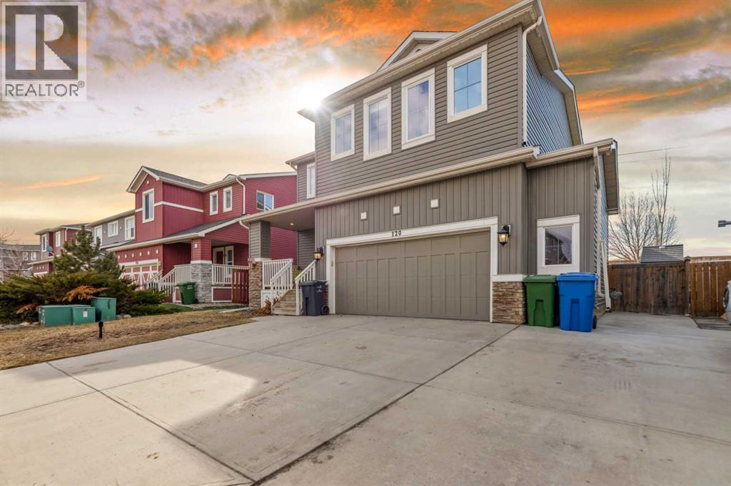 120 West Creek Green, Chestermere, Alberta  T1X 0B4 - Photo 3 - A2243970