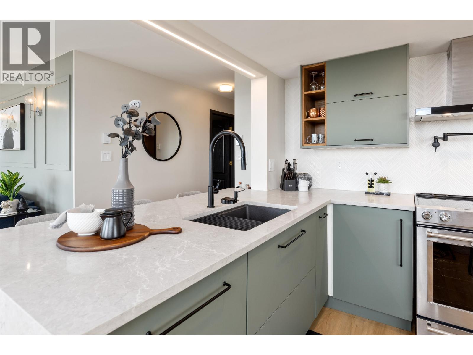 1003 1196 Pipeline Road, Coquitlam, British Columbia  V3B 7Z6 - Photo 16 - R3024296