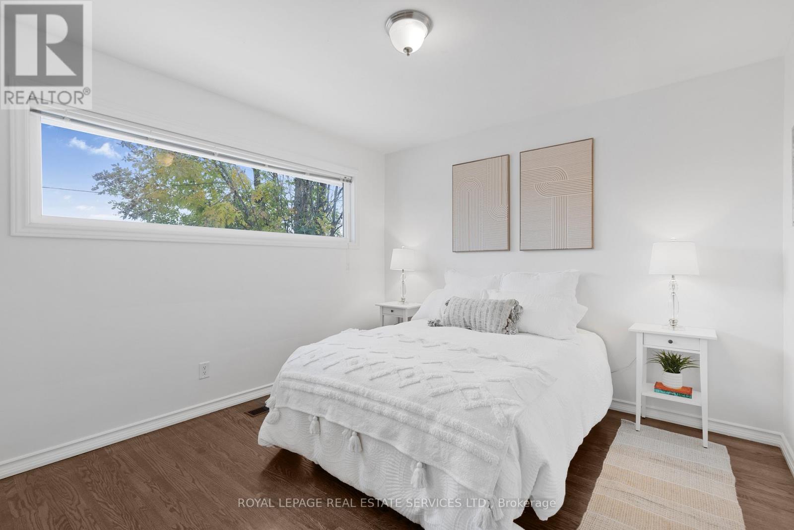 559 East 27th Street, Hamilton, Ontario  L8V 3H4 - Photo 14 - X12484844