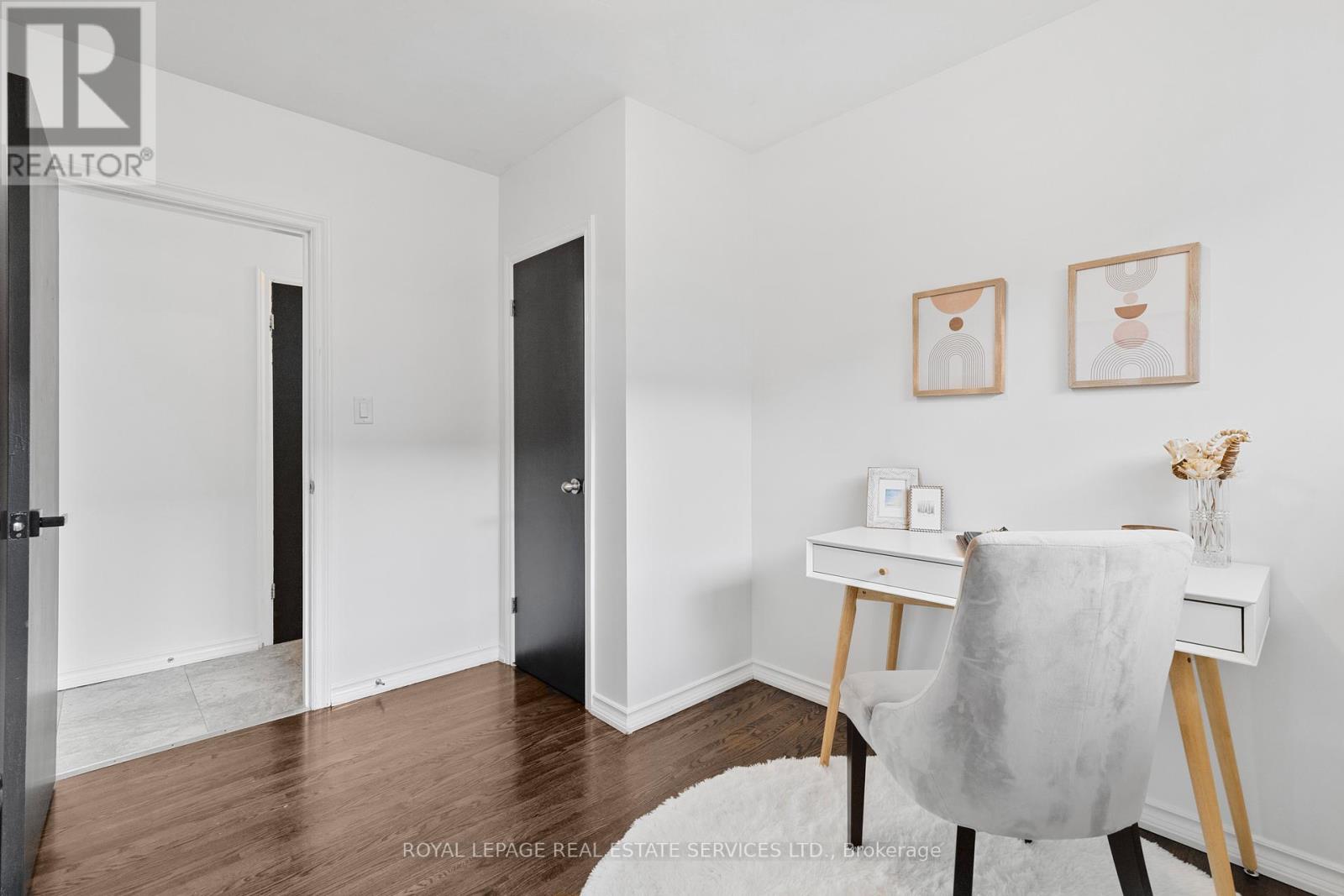 559 East 27th Street, Hamilton, Ontario  L8V 3H4 - Photo 18 - X12484844