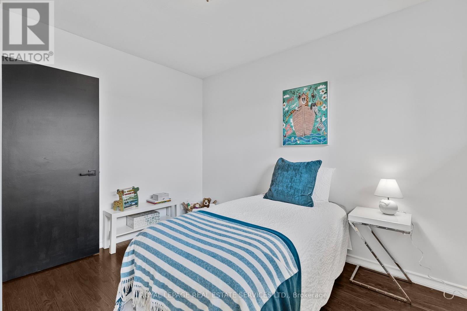 559 East 27th Street, Hamilton, Ontario  L8V 3H4 - Photo 20 - X12484844