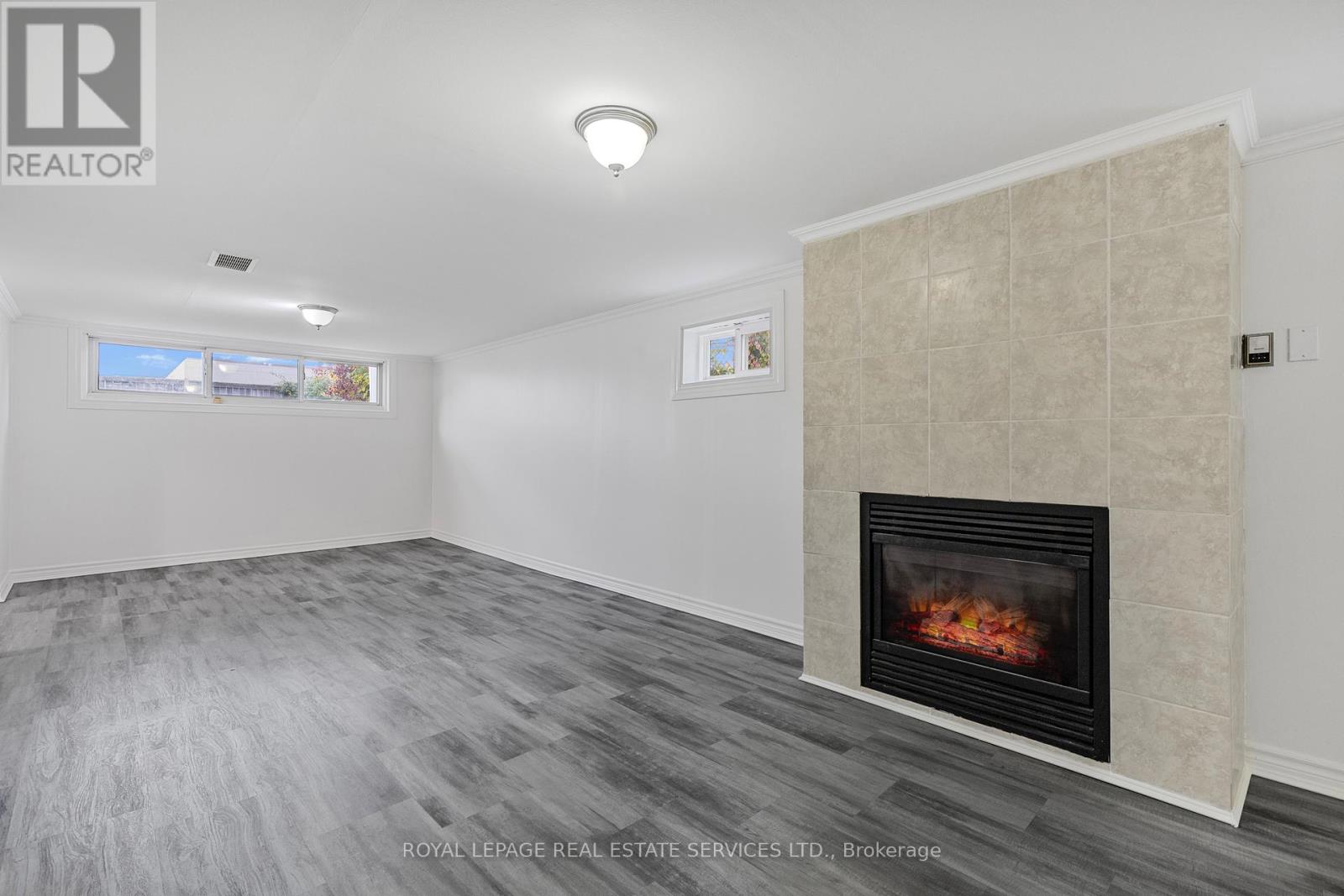 559 East 27th Street, Hamilton, Ontario  L8V 3H4 - Photo 22 - X12484844