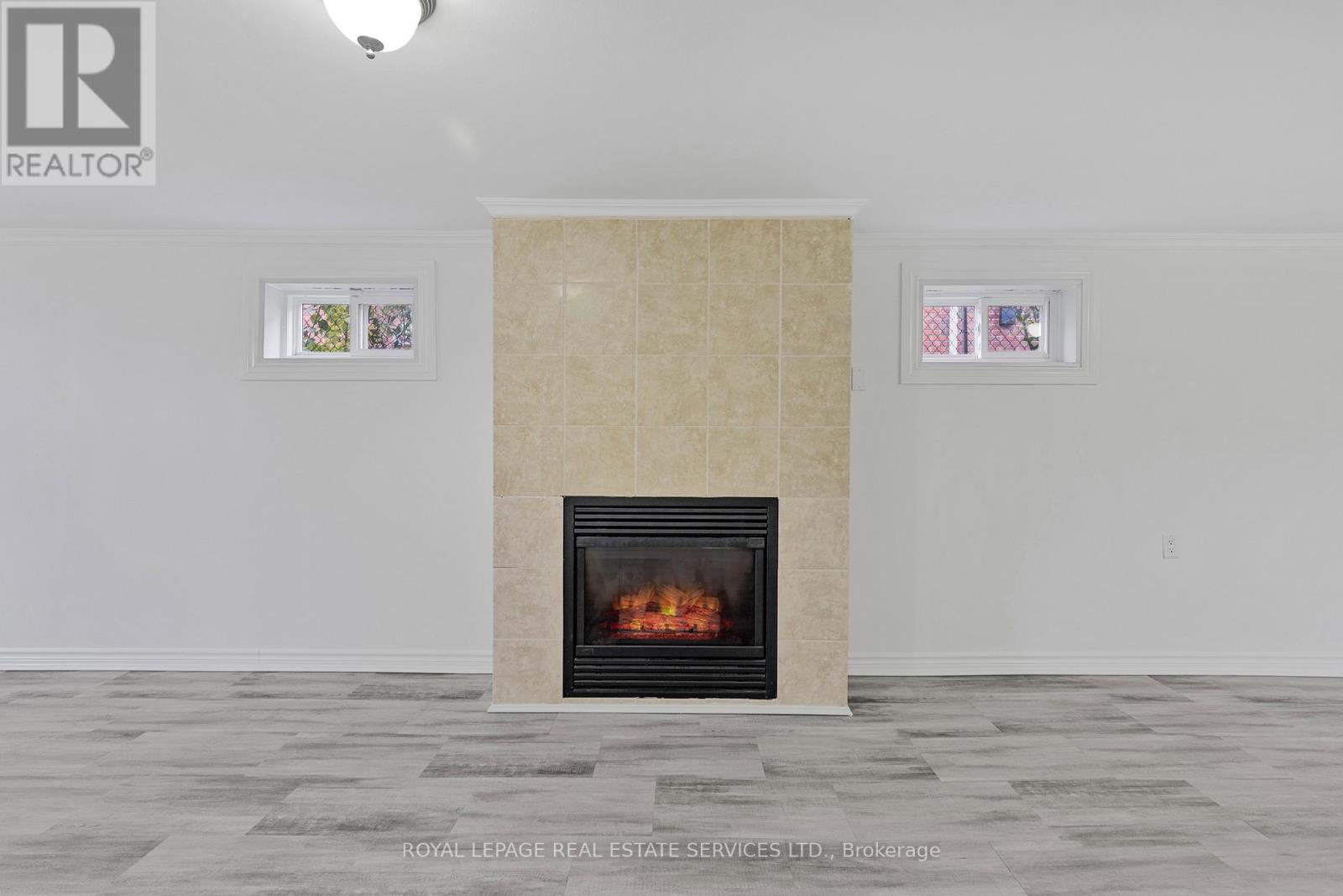 559 East 27th Street, Hamilton, Ontario  L8V 3H4 - Photo 24 - X12484844