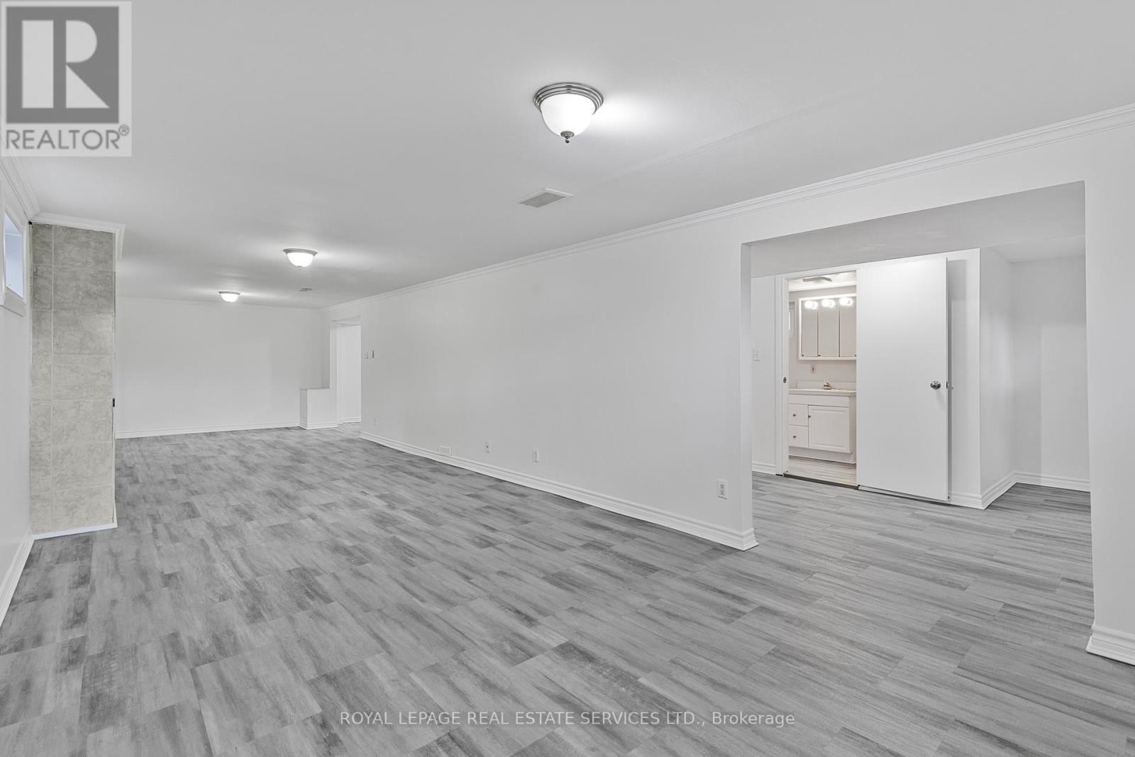 559 East 27th Street, Hamilton, Ontario  L8V 3H4 - Photo 26 - X12484844