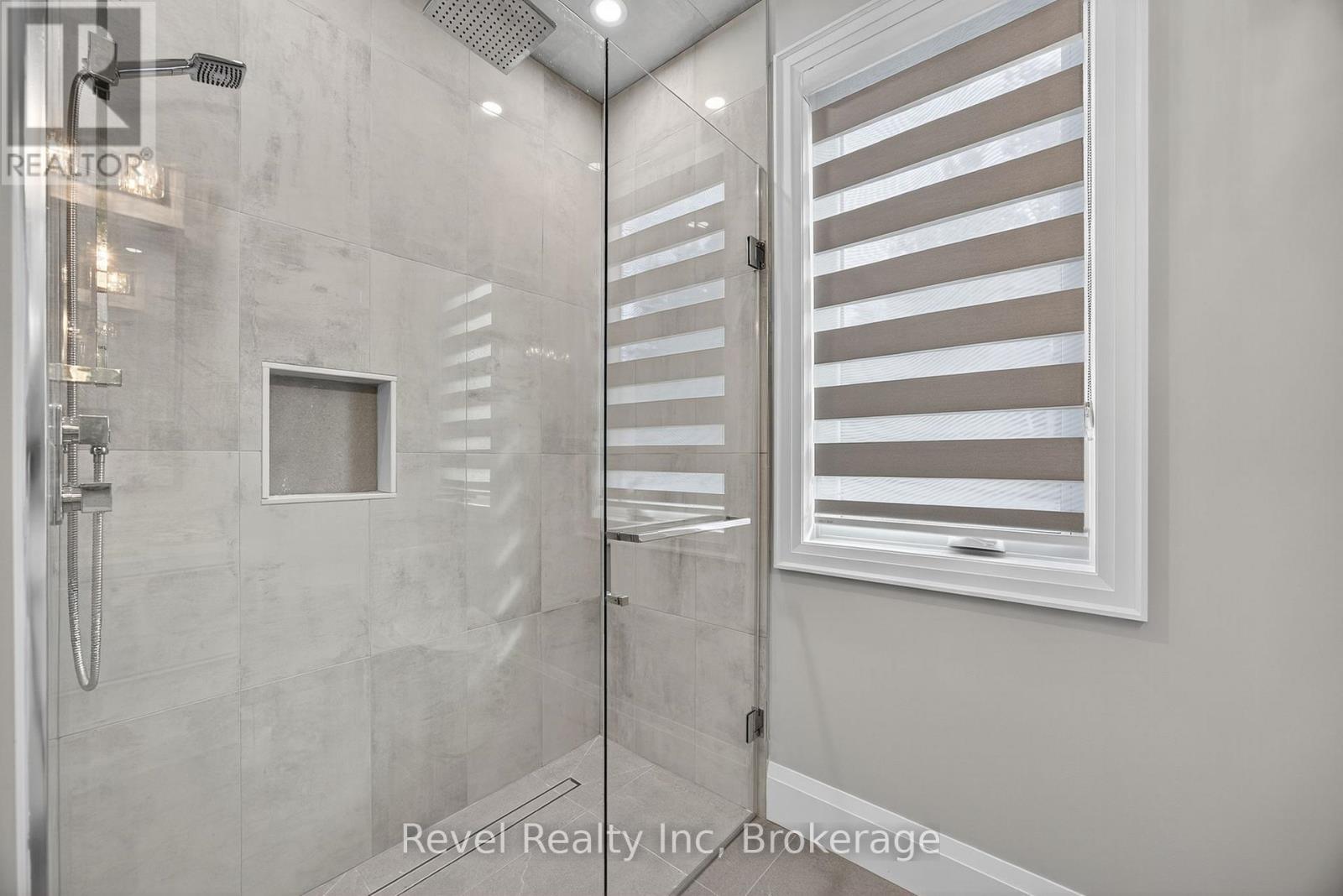 2 Seguin Crescent, Tiny, Ontario  L9M 0C9 - Photo 23 - S12484860