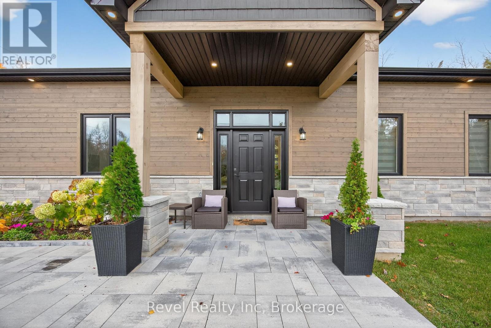 2 Seguin Crescent, Tiny, Ontario  L9M 0C9 - Photo 3 - S12484860
