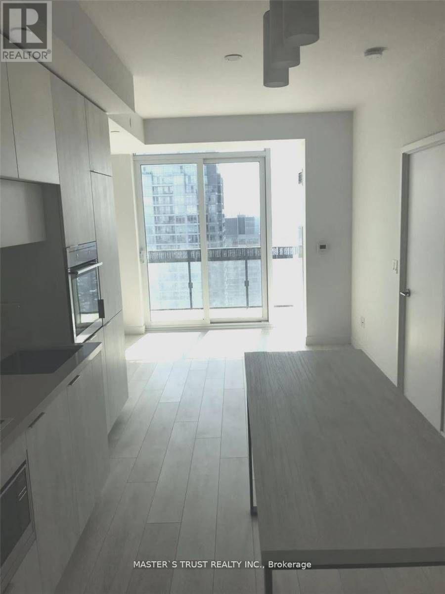 3401 - 8 Eglinton Avenue E, Toronto, Ontario  M4P 0C1 - Photo 2 - C12484868
