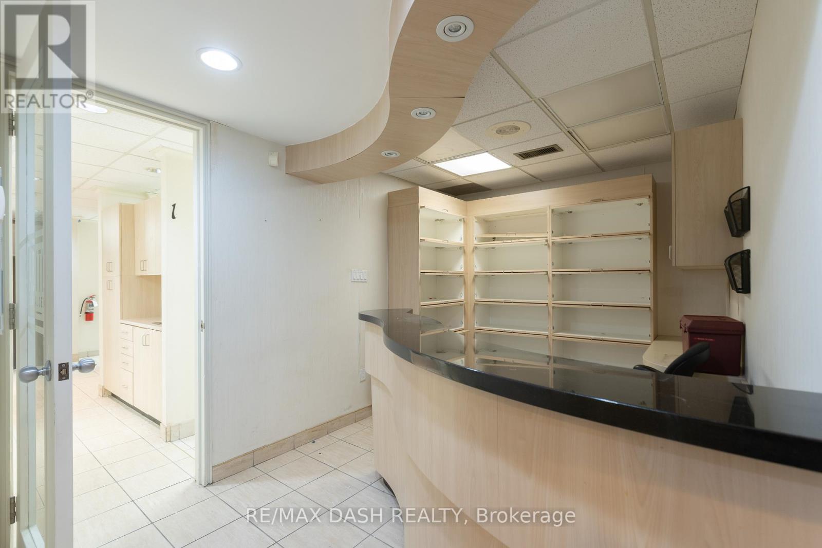 8 Abitibi Avenue, Toronto, Ontario  M2M 2V1 - Photo 2 - C12484882