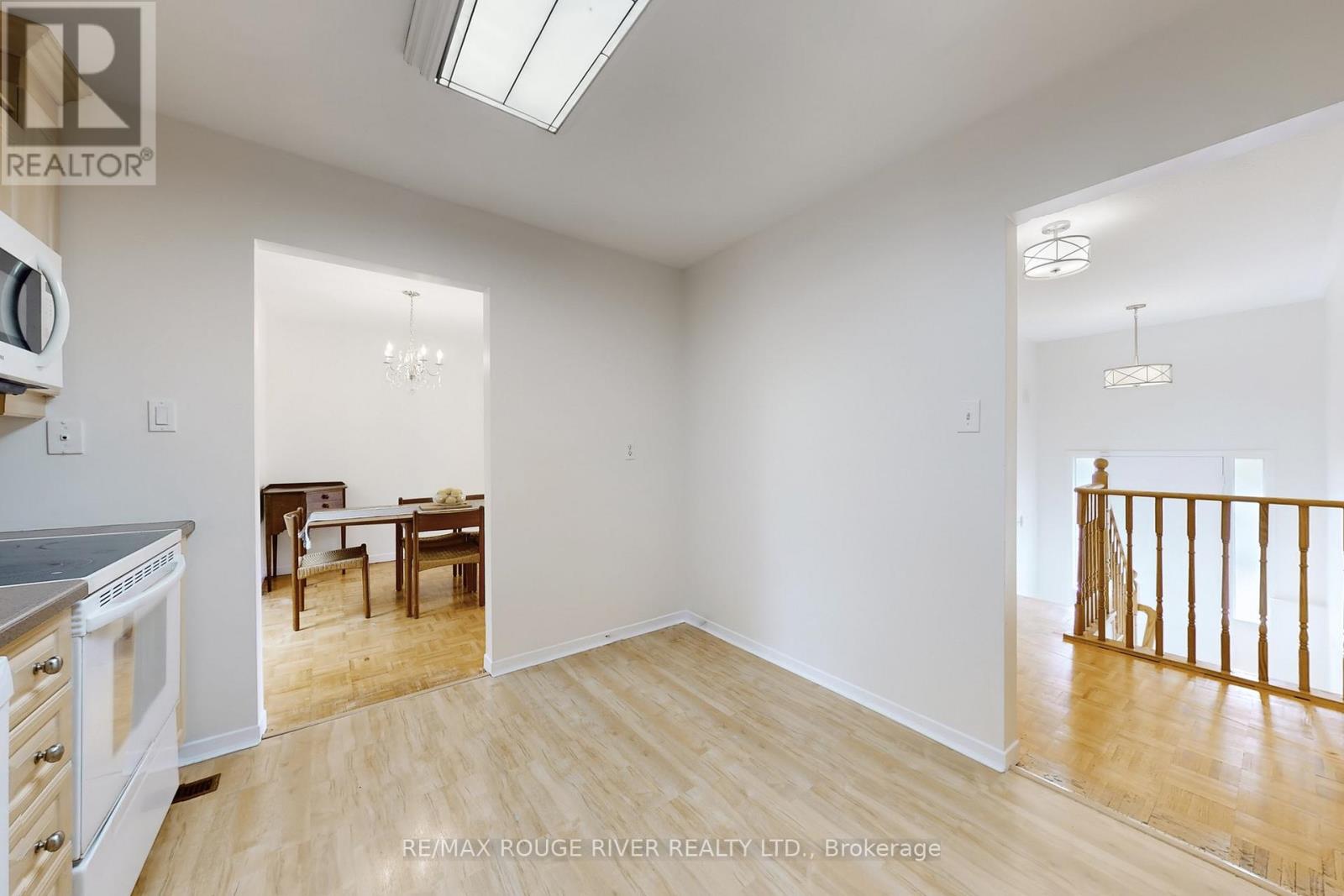 124 Aspenwood Drive, Toronto, Ontario  M2H 2G1 - Photo 12 - C12484884