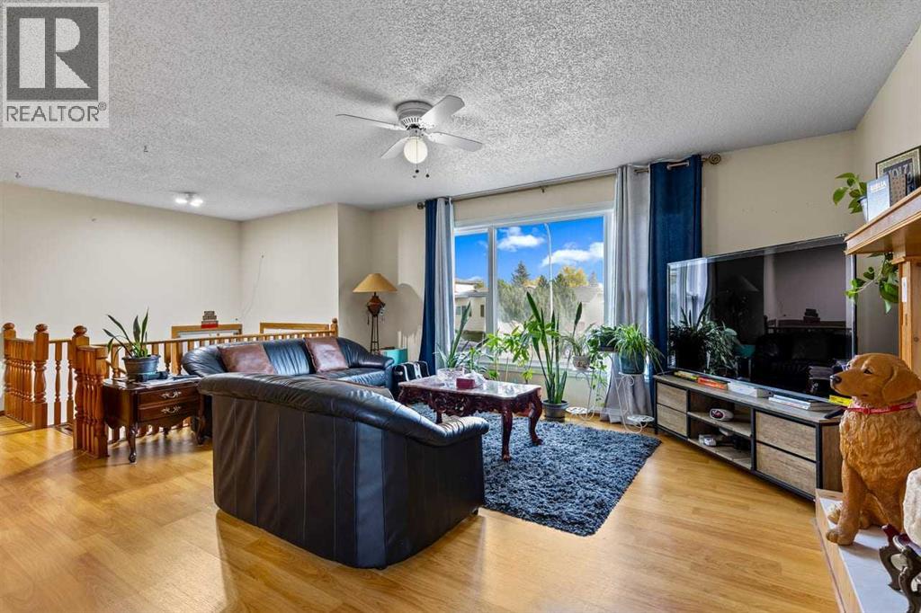 627 Whiteridge Road Ne, Calgary, Alberta  T1Y 2Y7 - Photo 5 - A2260906