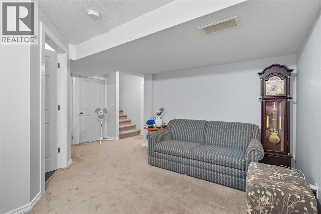 824 Luxstone Square Sw, Airdrie, Alberta  T4B 3L3 - Photo 22 - A2265001