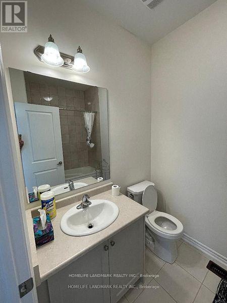 22 Lord Melborne Street, Markham, Ontario  L6C 0Z5 - Photo 7 - N12484871