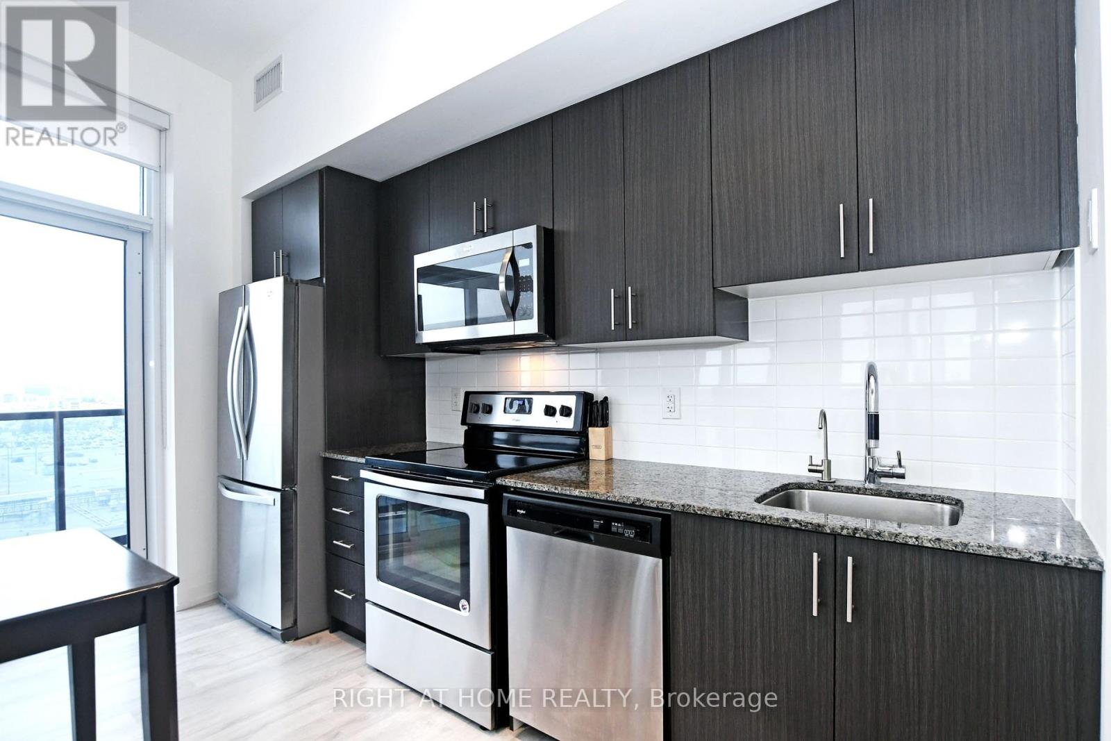 720 - 3600 Hwy 7 Road, Vaughan, Ontario  L4L 0G7 - Photo 13 - N12484875