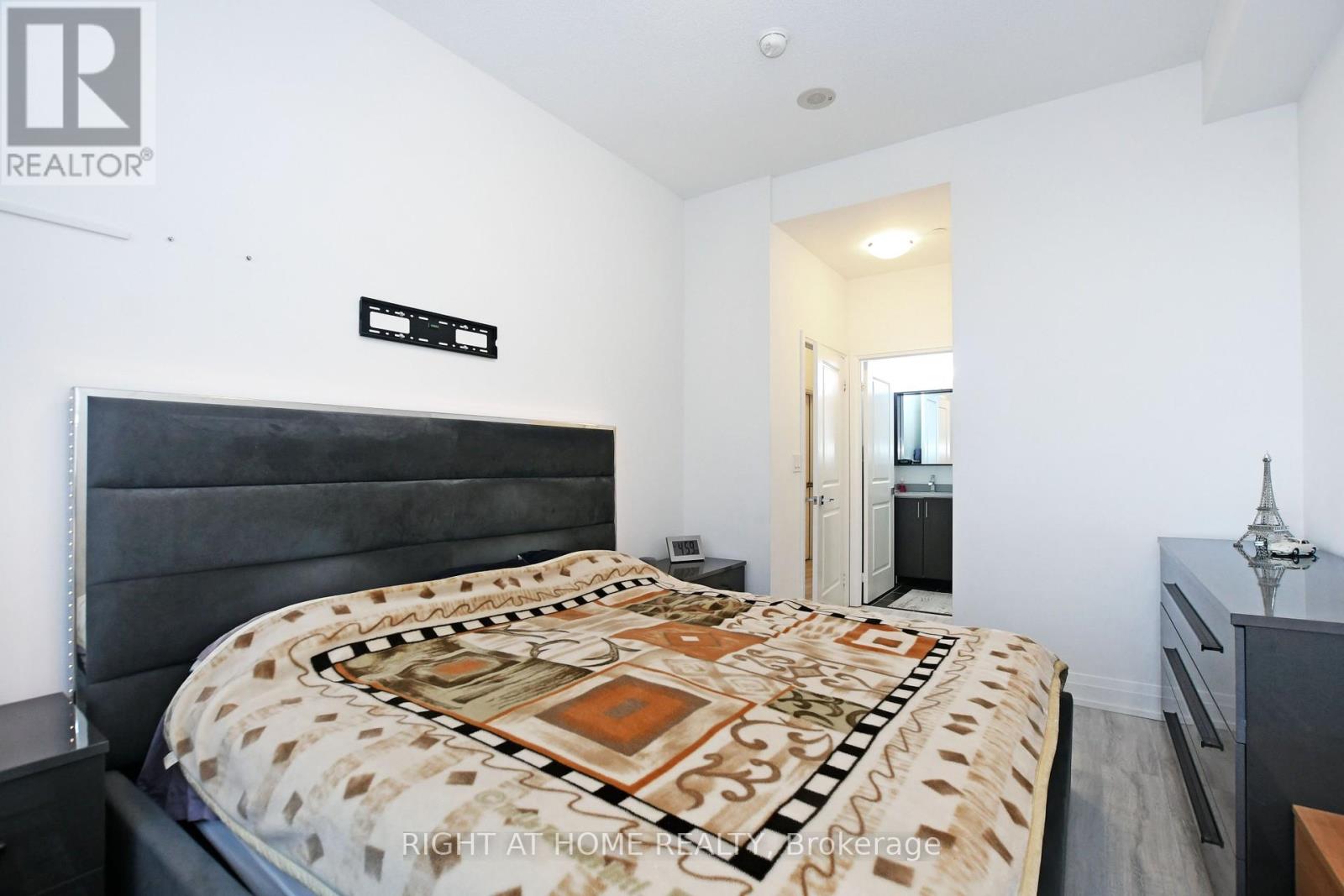720 - 3600 Hwy 7 Road, Vaughan, Ontario  L4L 0G7 - Photo 15 - N12484875