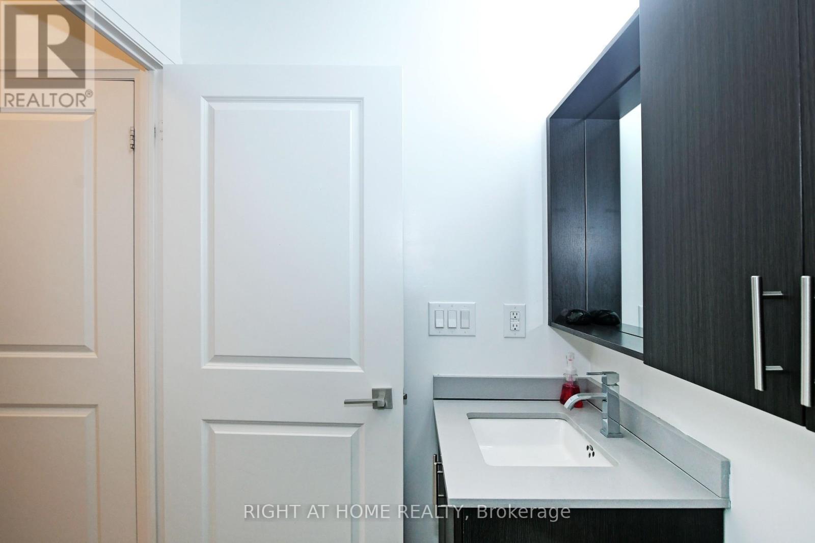 720 - 3600 Hwy 7 Road, Vaughan, Ontario  L4L 0G7 - Photo 17 - N12484875