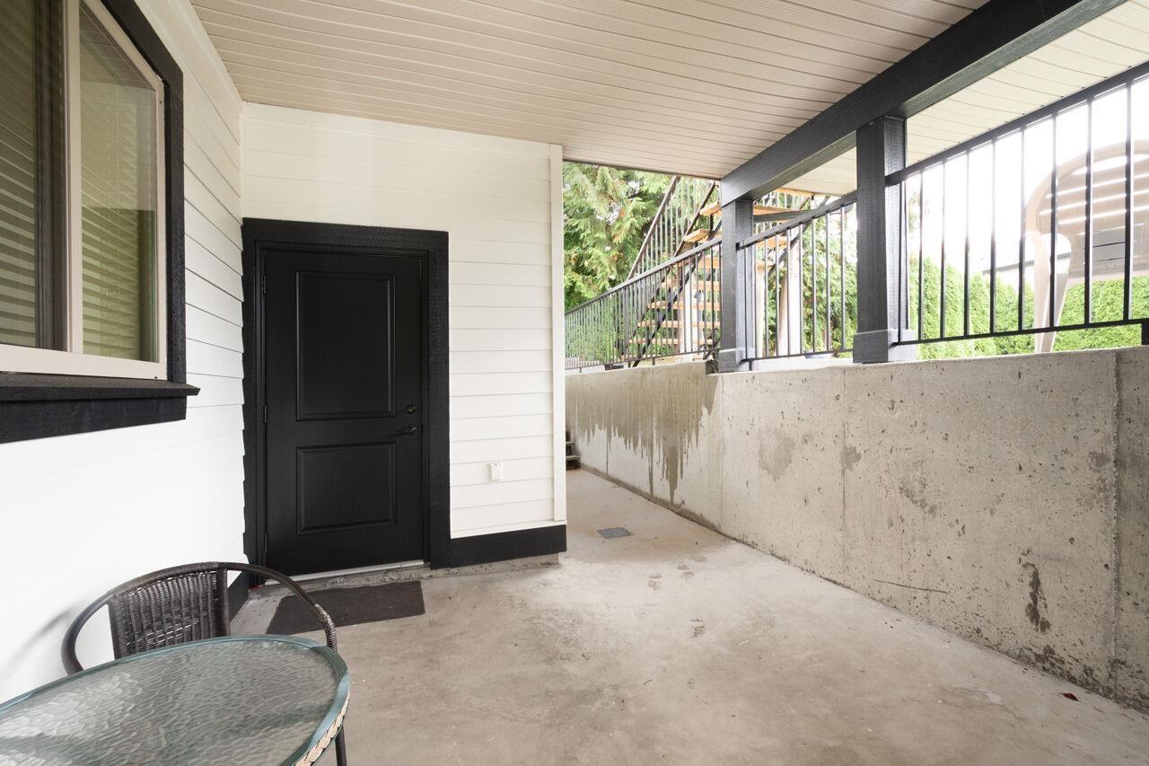 Lower 17551 Abbey Drive, Surrey, British Columbia  V4N 4H2 - Photo 2 - R3062381