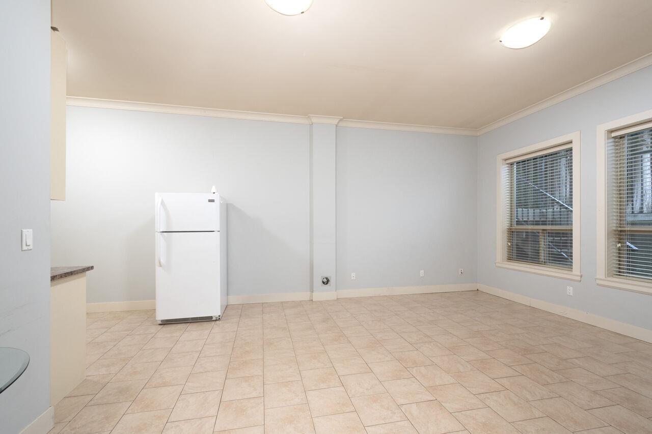 Lower 17551 Abbey Drive, Surrey, British Columbia  V4N 4H2 - Photo 7 - R3062381