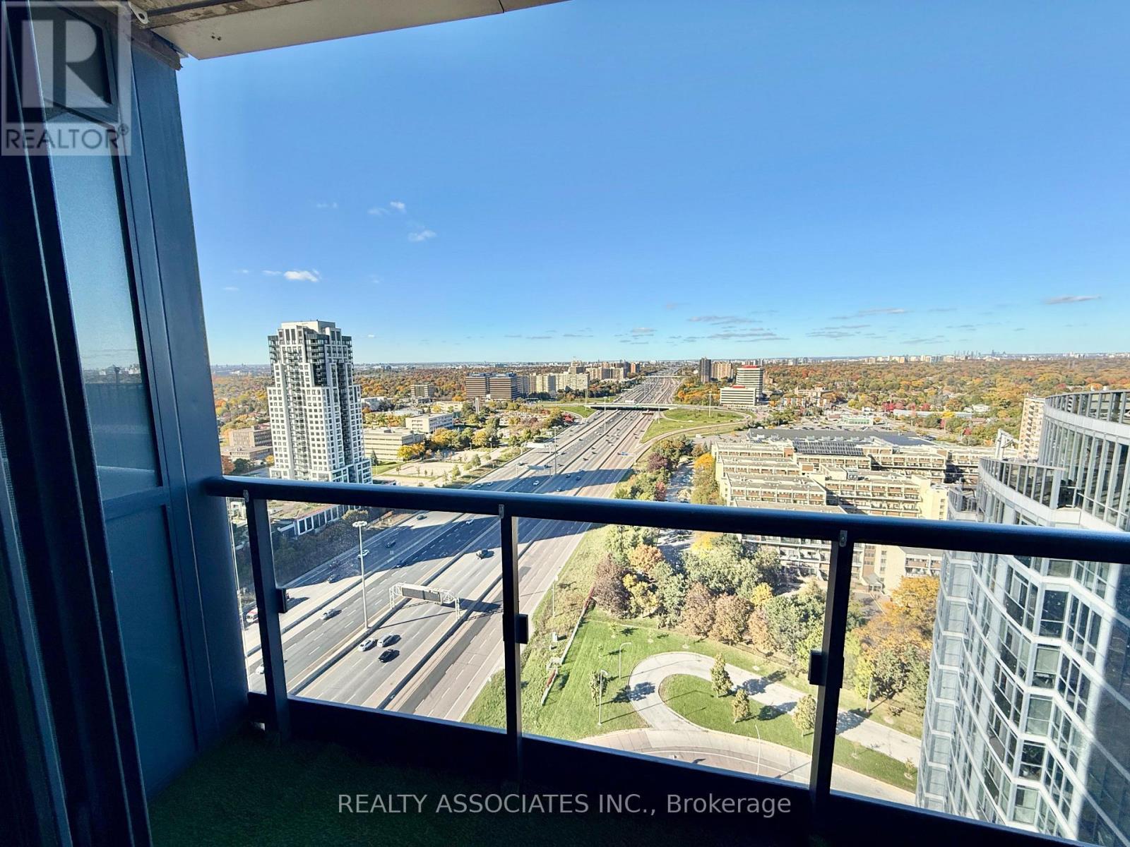 2501 - 5 Valhalla Inn Road, Toronto, Ontario  M9B 0B1 - Photo 16 - W12484872