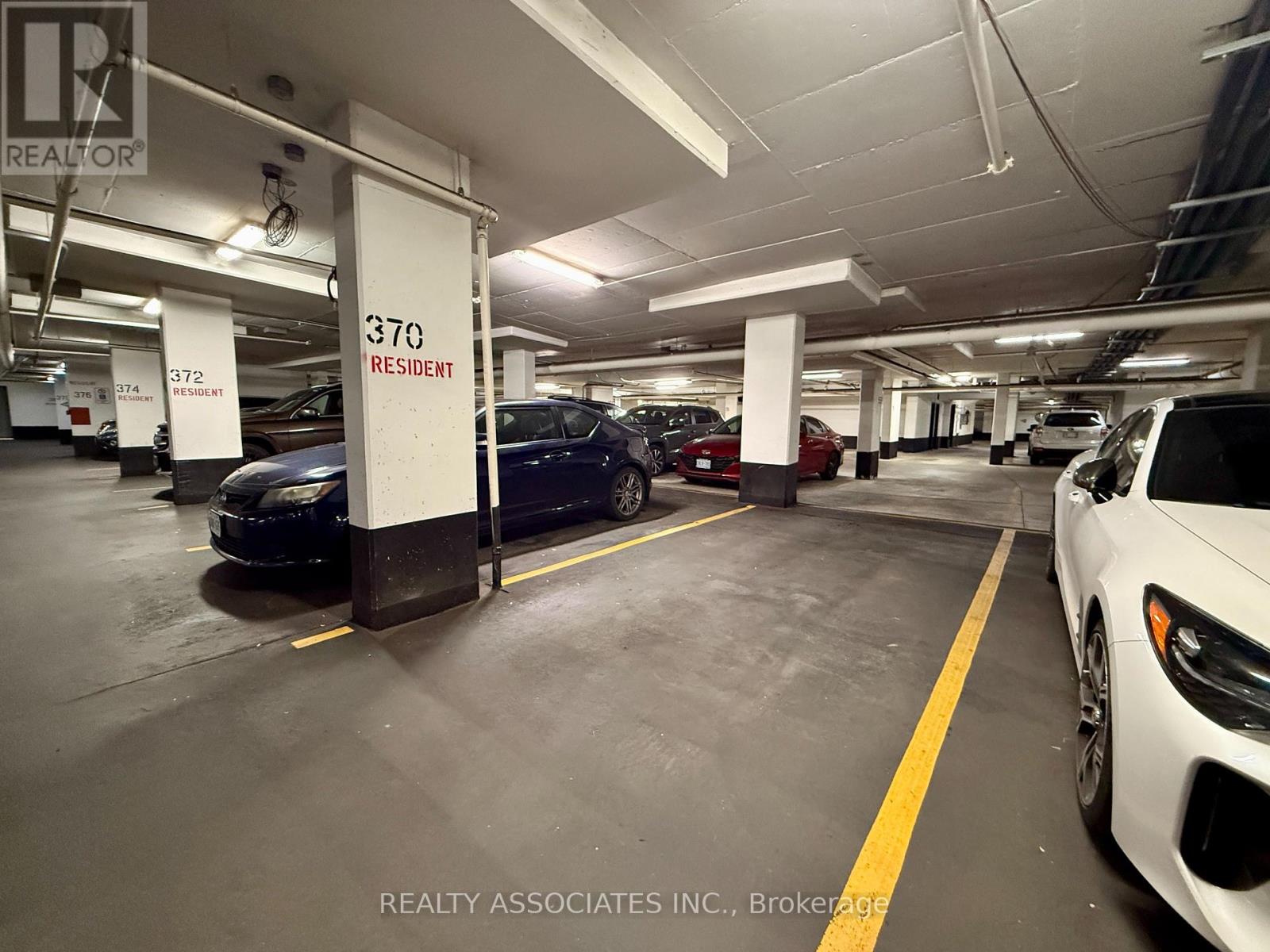 2501 - 5 Valhalla Inn Road, Toronto, Ontario  M9B 0B1 - Photo 19 - W12484872