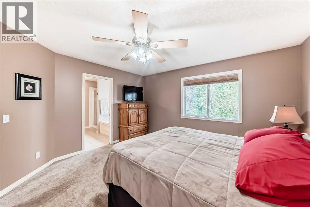 343 Oakmere Way, Chestermere, Alberta  T1X 1N3 - Photo 28 - A2252939