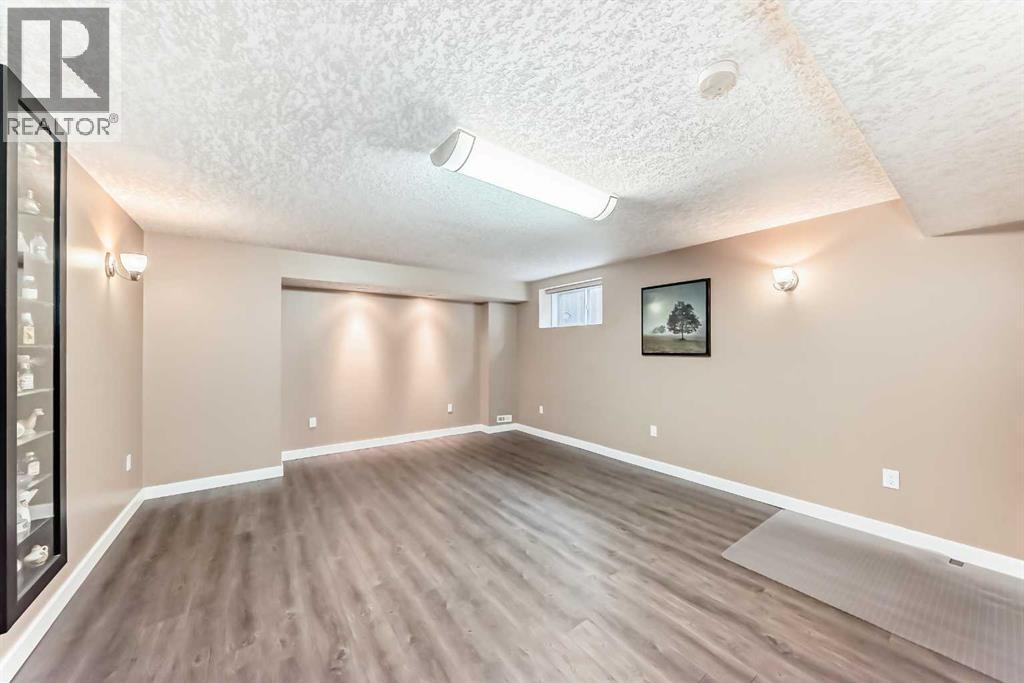 343 Oakmere Way, Chestermere, Alberta  T1X 1N3 - Photo 39 - A2252939