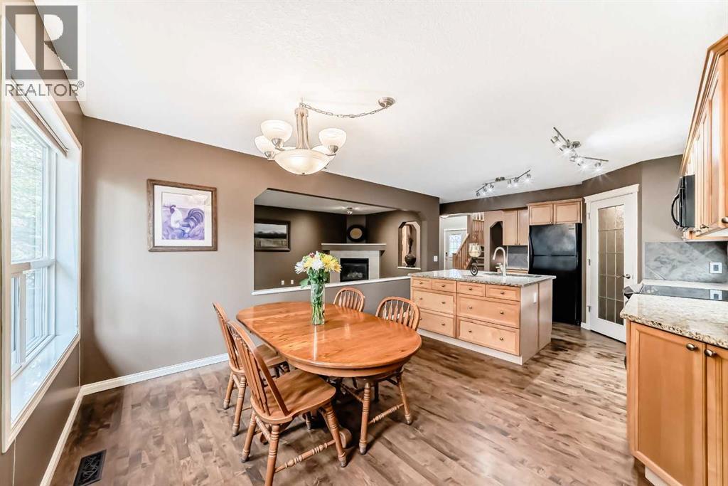 343 Oakmere Way, Chestermere, Alberta  T1X 1N3 - Photo 14 - A2252939