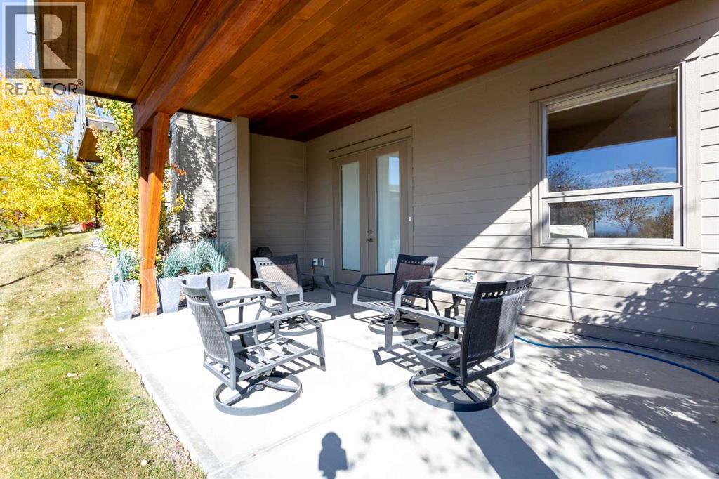 16 Watermark Villas, Rural Rocky View County, Alberta  T3L 0E2 - Photo 4 - A2266825