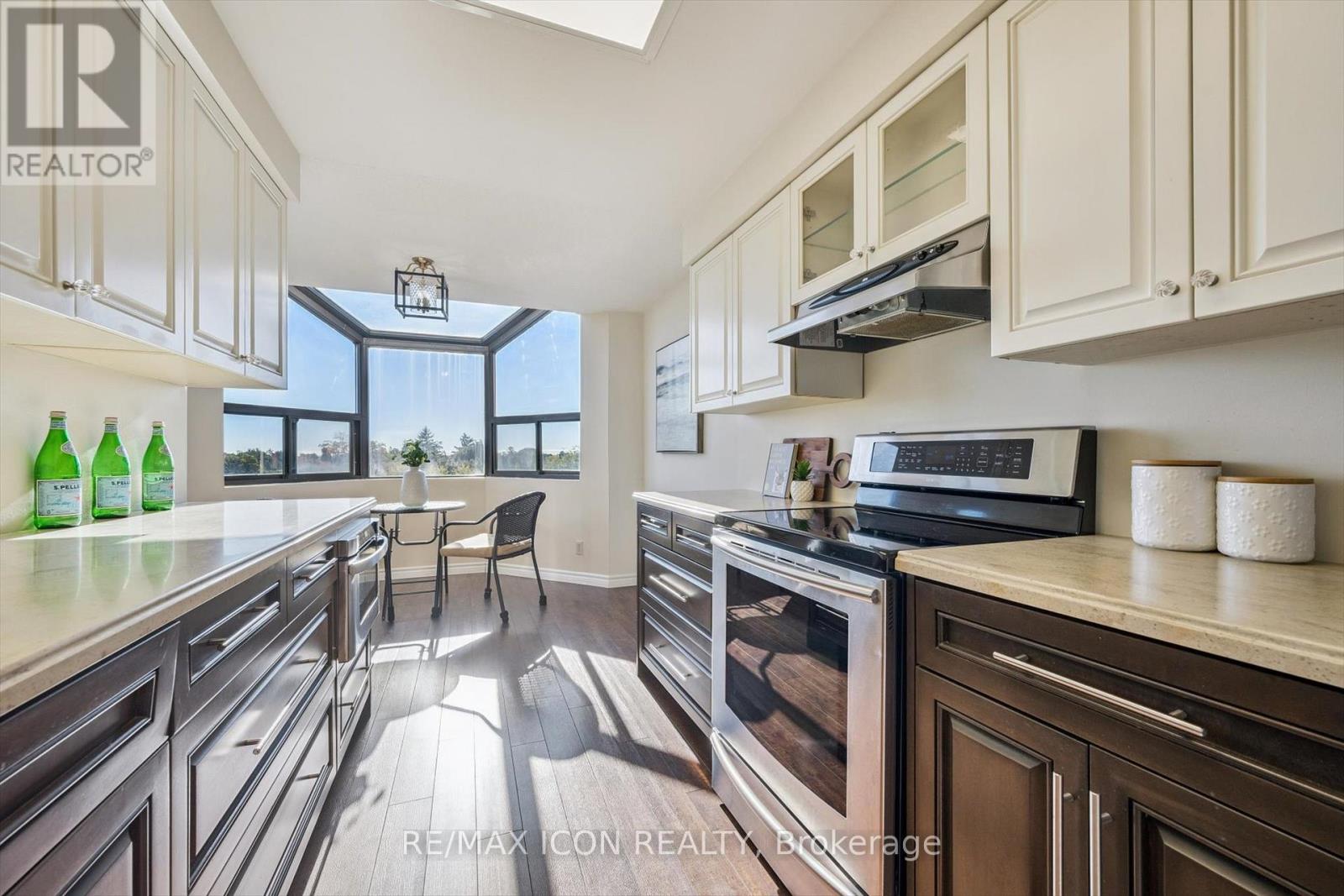 610 - 20 Ellen Street E, Kitchener, Ontario  N2H 6R7 - Photo 11 - X12484877