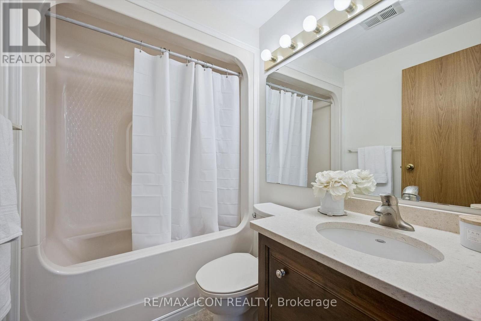 610 - 20 Ellen Street E, Kitchener, Ontario  N2H 6R7 - Photo 24 - X12484877