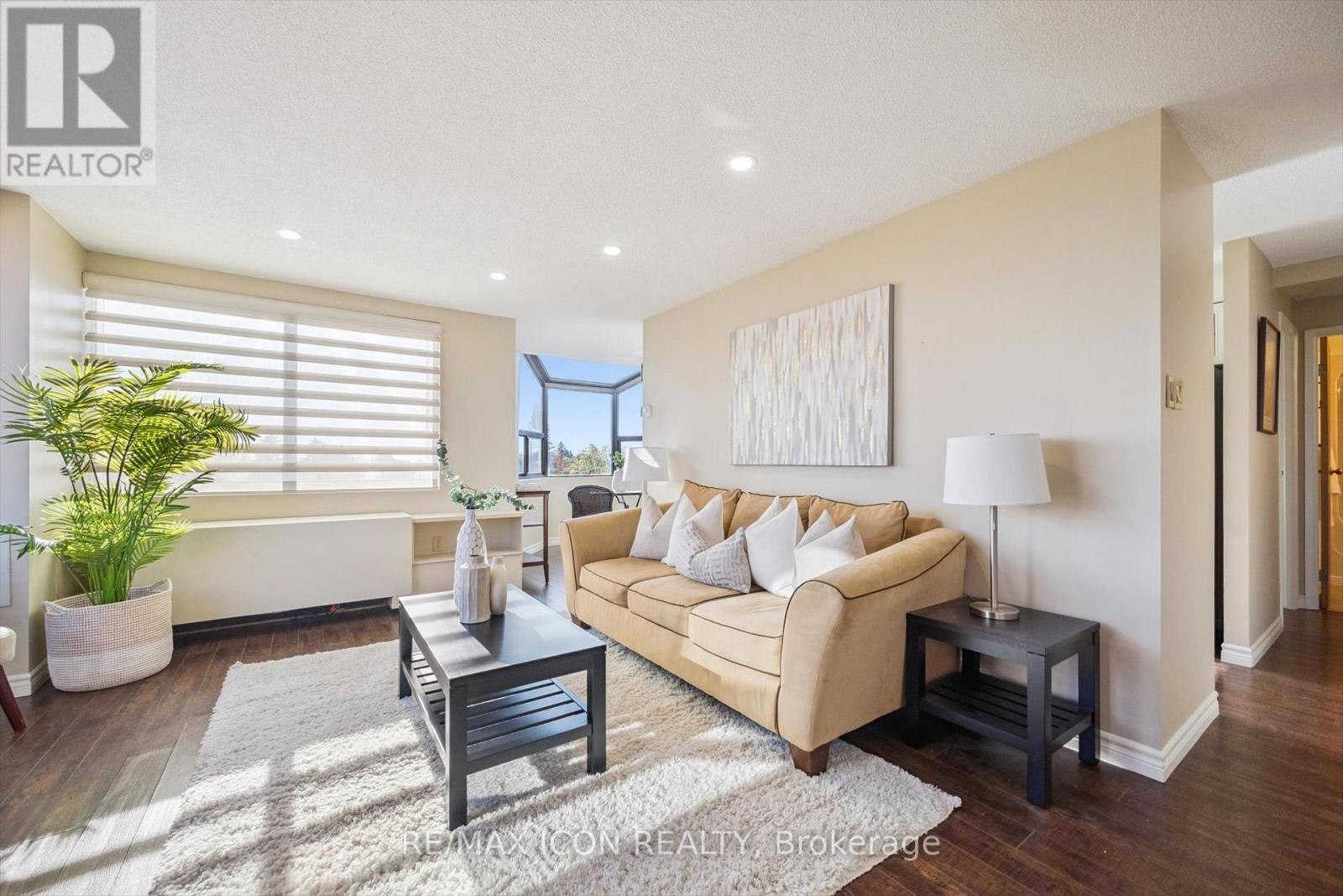 610 - 20 Ellen Street E, Kitchener, Ontario  N2H 6R7 - Photo 3 - X12484877