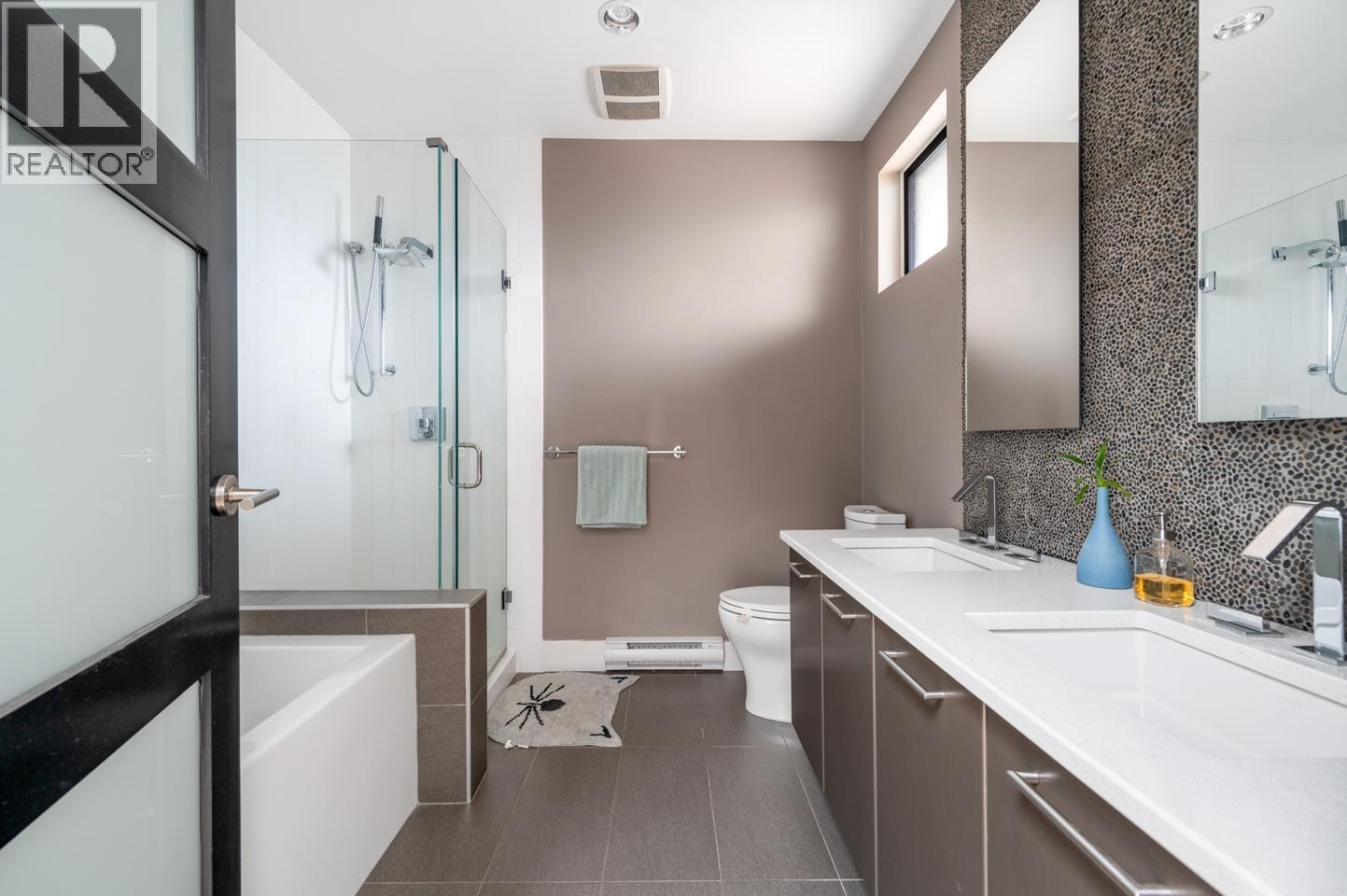 402 220 Salter Street, New Westminster, British Columbia  V3M 0H4 - Photo 16 - R3062337