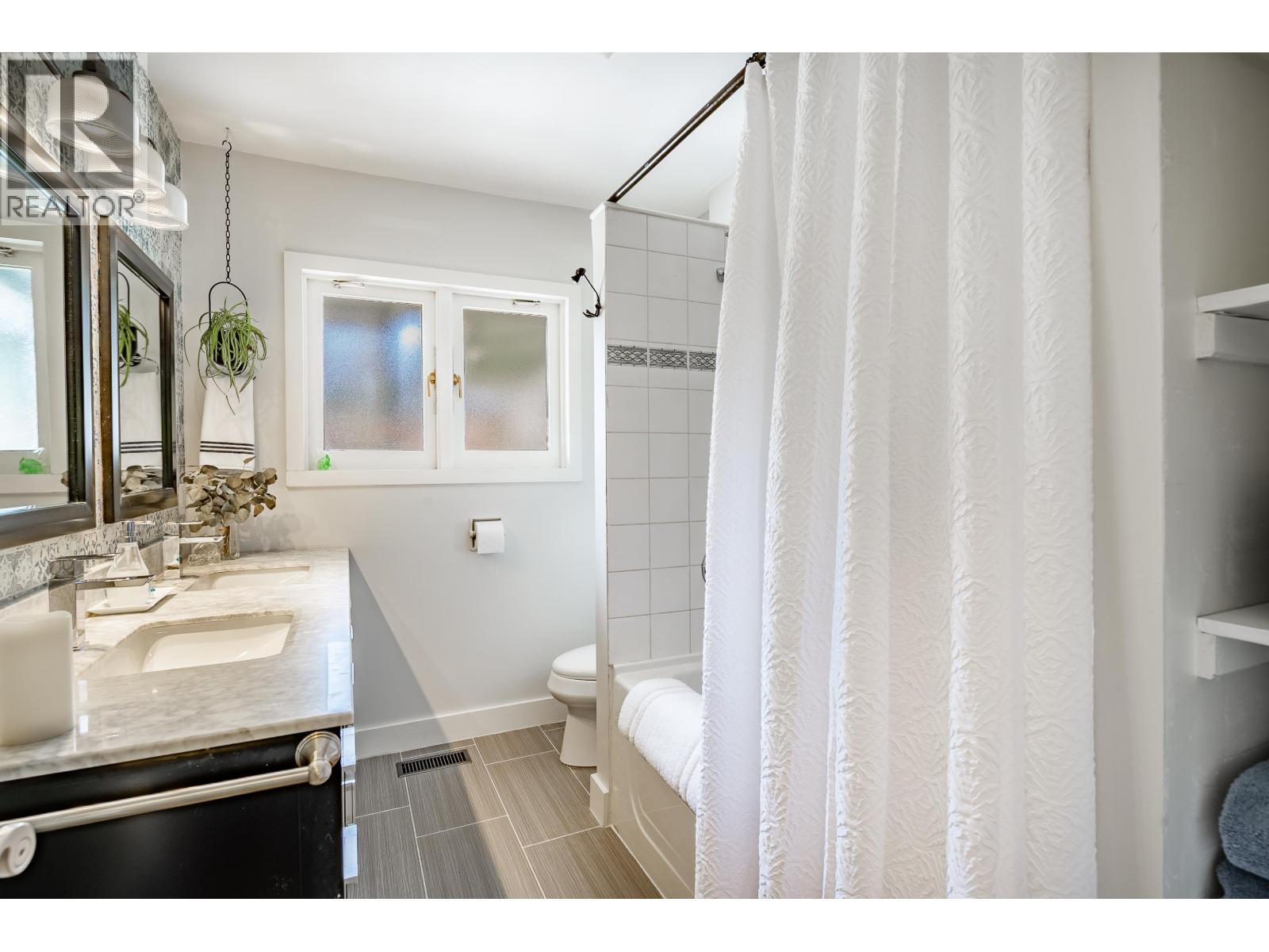 3163 Tennyson Crescent, North Vancouver, British Columbia  V7K 2A9 - Photo 27 - R3061957