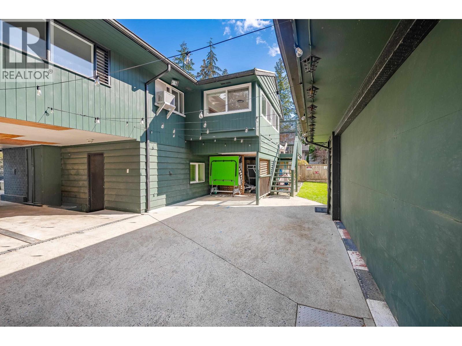 3163 Tennyson Crescent, North Vancouver, British Columbia  V7K 2A9 - Photo 35 - R3061957