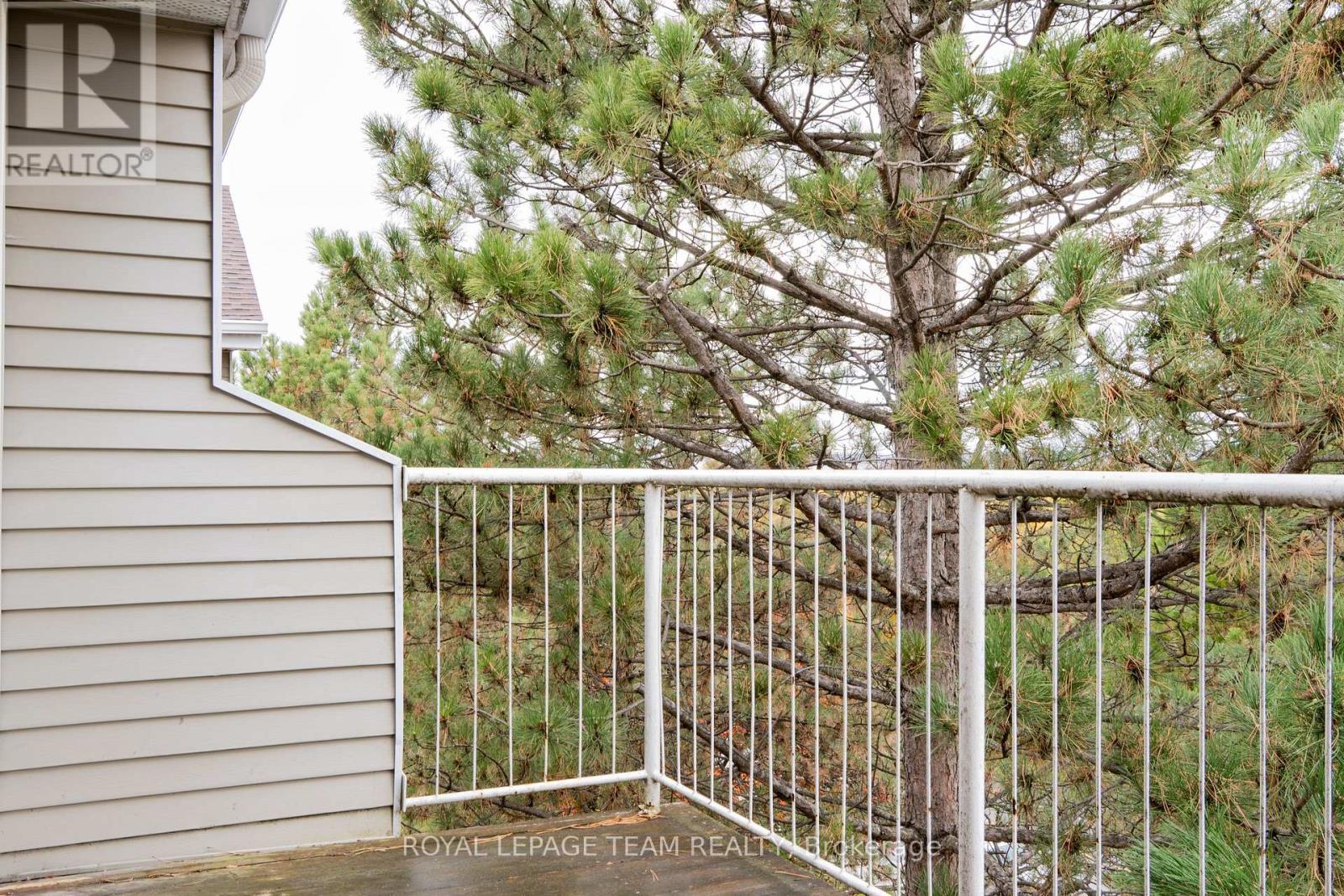406 - 270 Brittany Drive, Ottawa, Ontario  K1K 4M3 - Photo 18 - X12420396