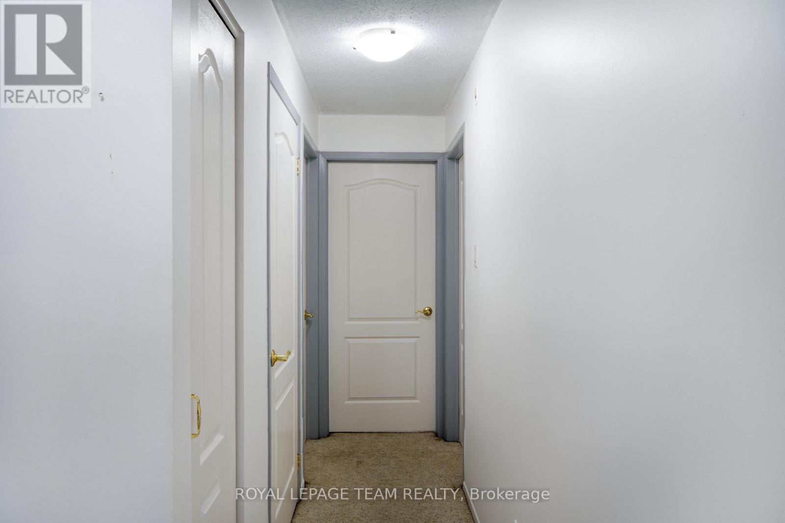 406 - 270 Brittany Drive, Ottawa, Ontario  K1K 4M3 - Photo 11 - X12420396