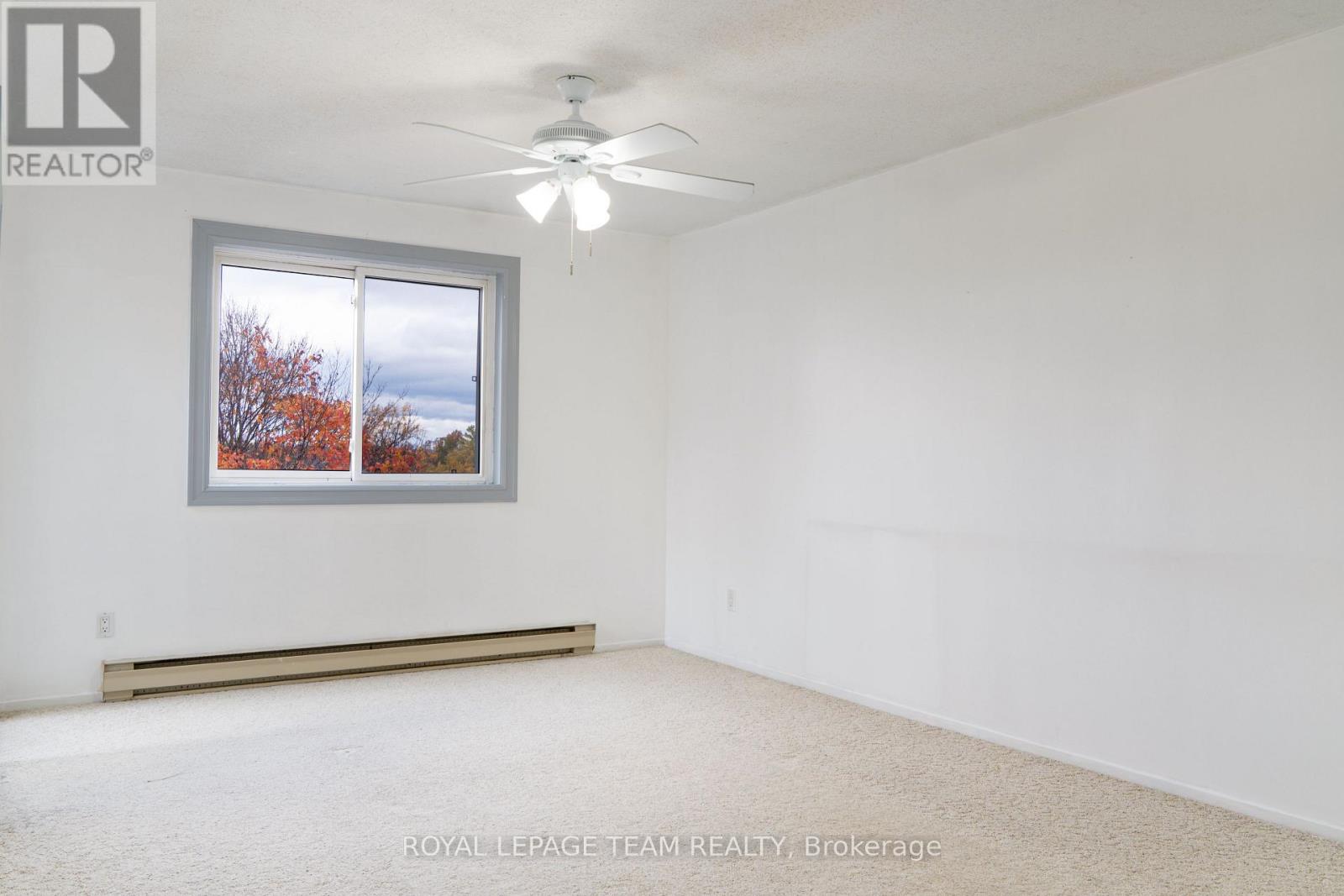 406 - 270 Brittany Drive, Ottawa, Ontario  K1K 4M3 - Photo 7 - X12420396