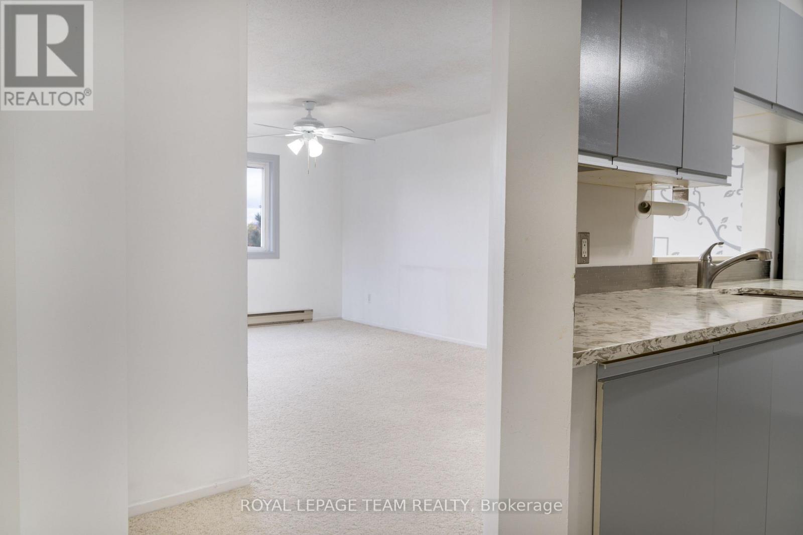 406 - 270 Brittany Drive, Ottawa, Ontario  K1K 4M3 - Photo 8 - X12420396