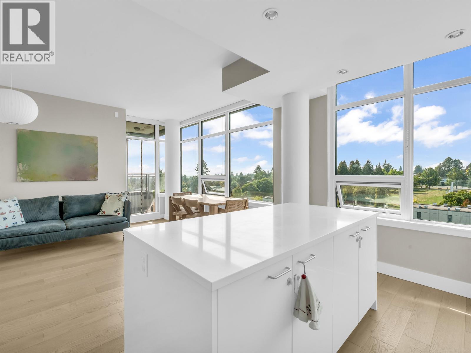 709 6383 Cambie Street, Vancouver, British Columbia  V5Z 3B2 - Photo 2 - R3042677