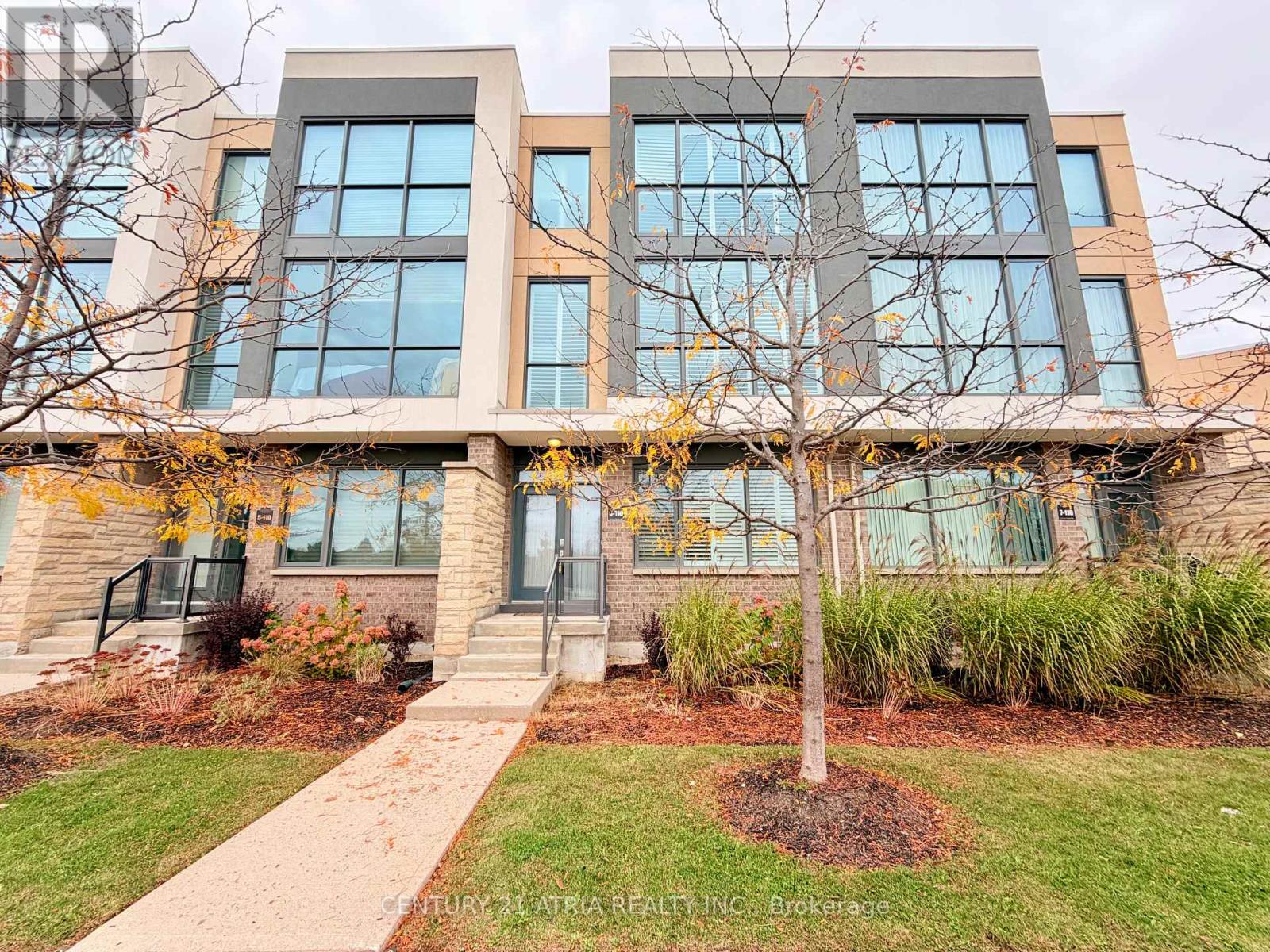 6 - 110 LITTLE CREEK ROAD, Mississauga, Ontario