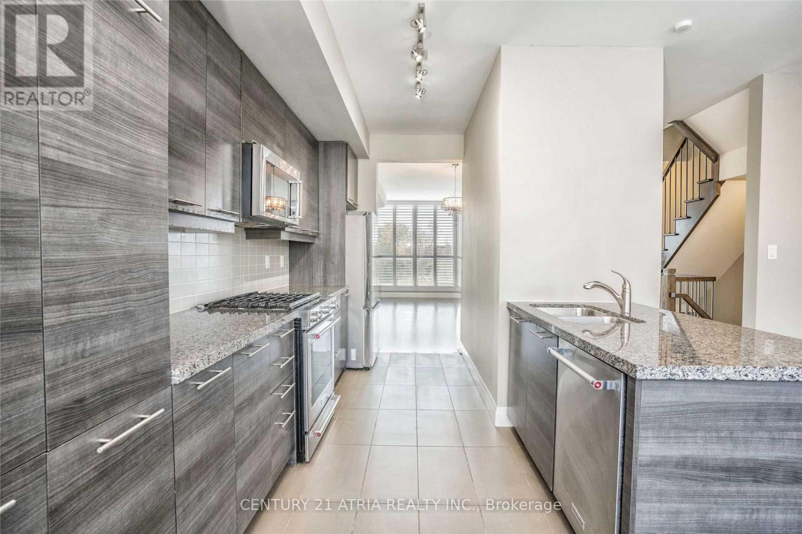 6 - 110 Little Creek Road, Mississauga, Ontario  L5R 0E9 - Photo 19 - W12362416