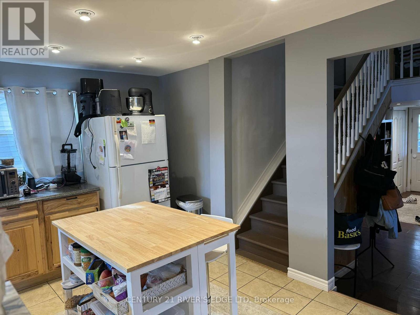 101 Schofield Avenue, Brockville, Ontario  K6V 4M7 - Photo 11 - X12484890