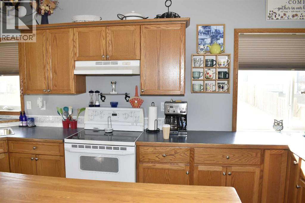 4923 55 Street, Alix, Alberta  T0C 0B0 - Photo 11 - A2265767