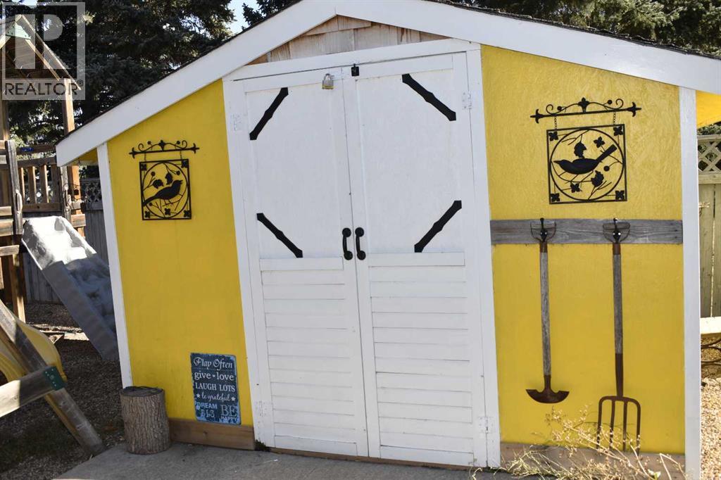 4923 55 Street, Alix, Alberta  T0C 0B0 - Photo 41 - A2265767