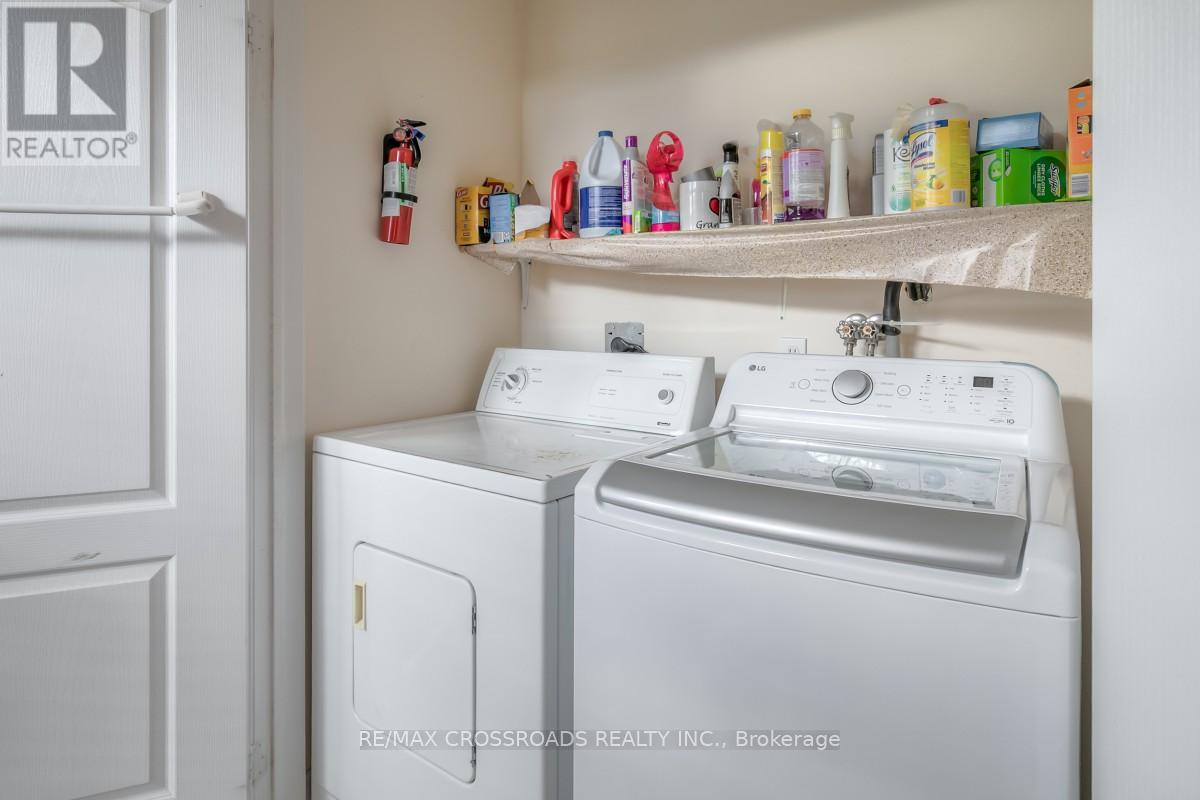 26 Lurosa Crescent, Whitby, Ontario  L1R 3A9 - Photo 21 - E12484901