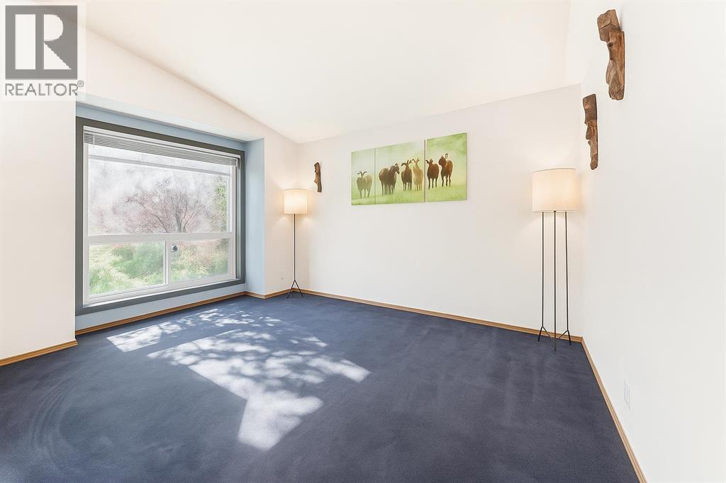 Property at 128 ERIN MEADOW Way SE image 3