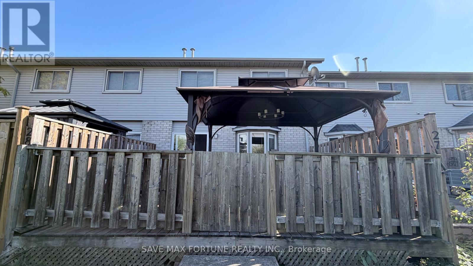 27 - 1 Royalwood Court, Hamilton, Ontario  L8E 4Y2 - Photo 24 - X12482291