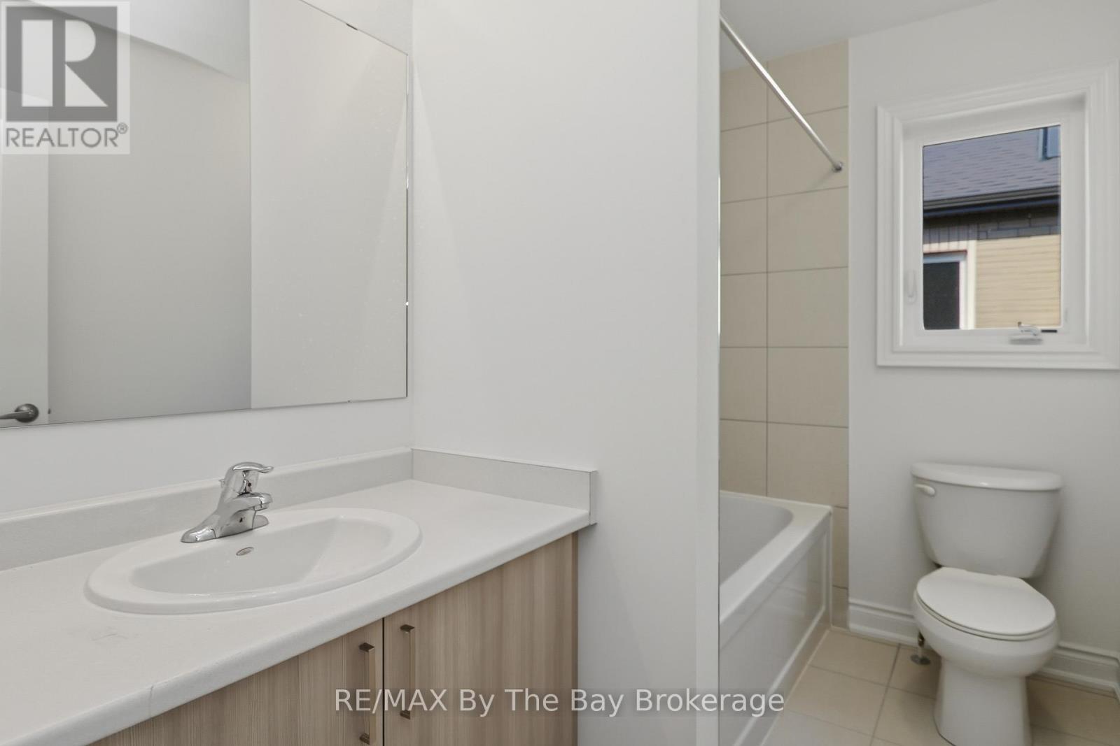 65 Amber Drive, Wasaga Beach, Ontario  L9Z 0R9 - Photo 26 - S12484914