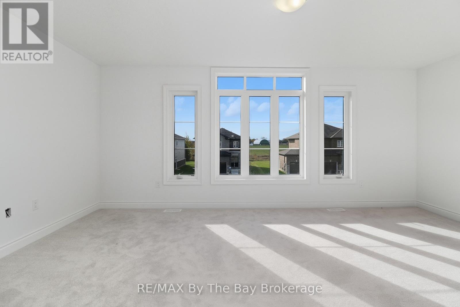 65 Amber Drive, Wasaga Beach, Ontario  L9Z 0R9 - Photo 27 - S12484914