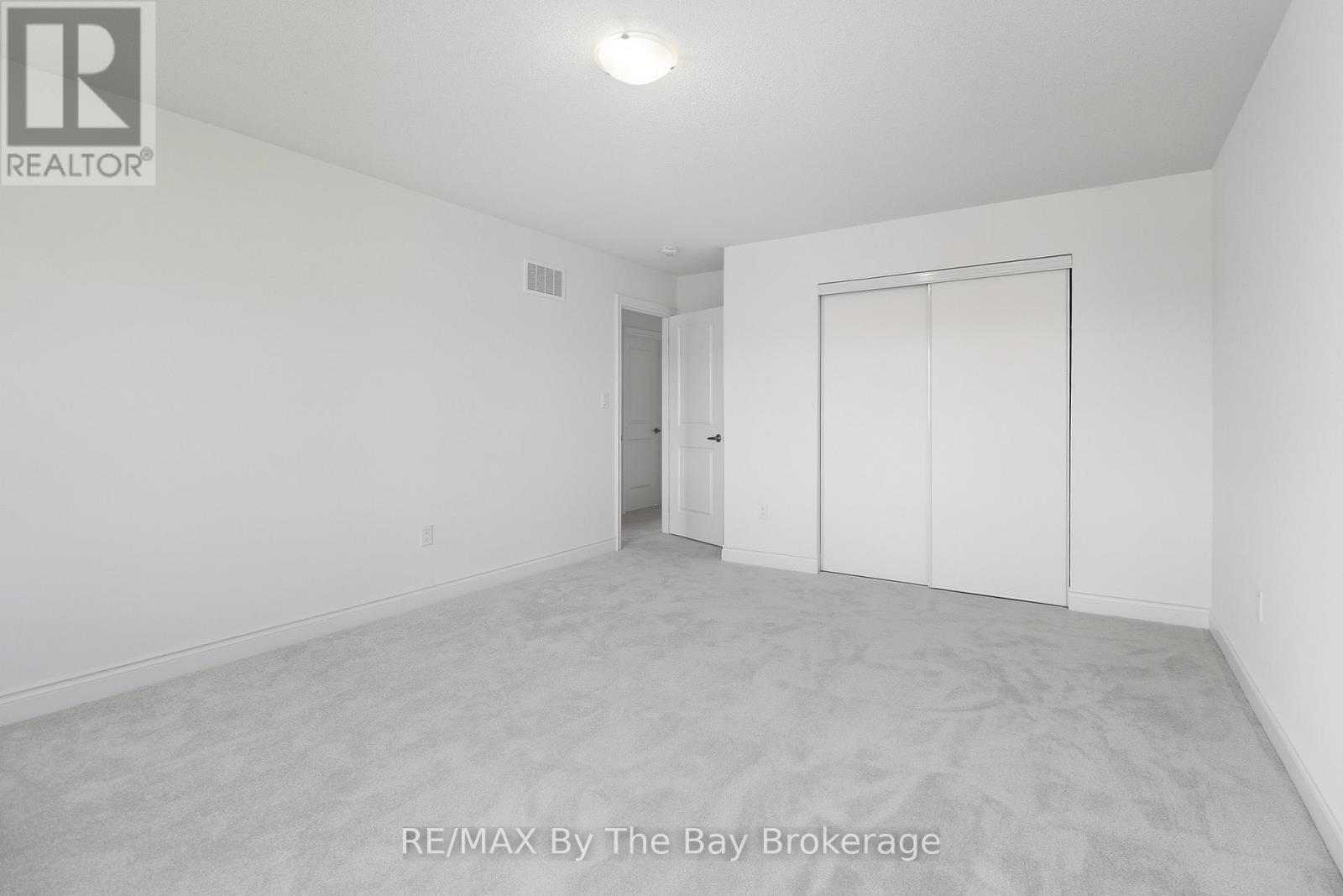 65 Amber Drive, Wasaga Beach, Ontario  L9Z 0R9 - Photo 34 - S12484914